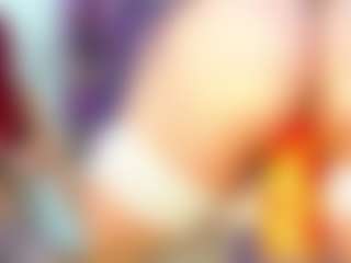 Live cam show with yashiraahot - Drinking on Camming Site