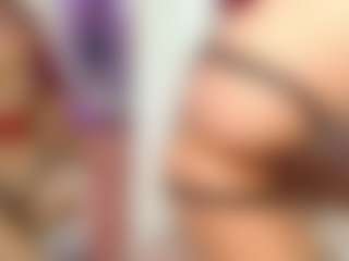 Yashira-Lennis's Live Sex Cam Show
