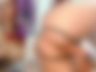 Live cam show with Yashira-Lennis - Big Tits Mature on Livezox