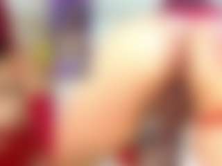Live cam show with Yashira-Lennis - Middle Aged on Camming Site