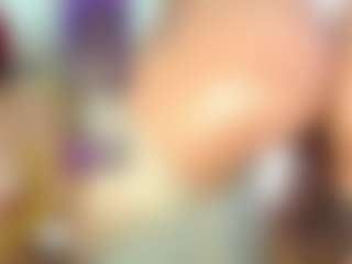 Live cam show with Yashira-Lennis - Mature on Dolls Live