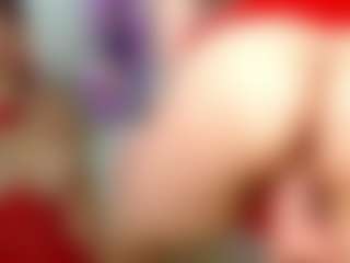 Yashira-Lennis's Live Sex Cam Show