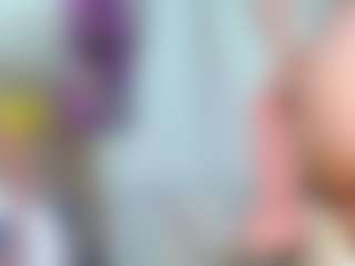 Live cam show with Yashira-Lennis - Red Hair on CamSodaAdn