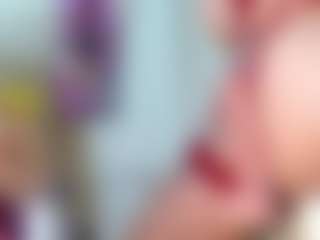 Live cam show with Yashira-Lennis - Nipple Piercings on Nude Live Now