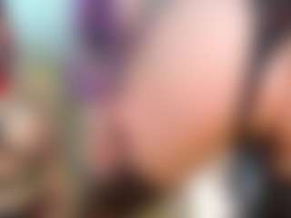Live cam show with Yashira-Lennis - Red Hair Squirt on Camsoda