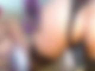 Live cam show with Yashira-Lennis - Athletic Middle Aged on slutload