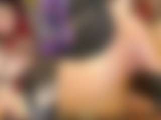Yashira-Lennis MILF webcam performer live streaming