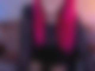 Live cam show with BrandyBloomm - Facesitting on Latina Girls