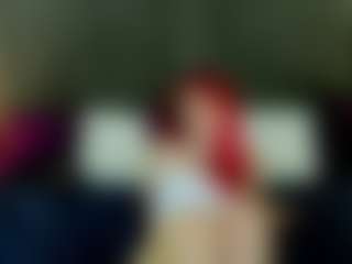 Live cam show with BrandyBloomm - Red Hair on ObeyMaria