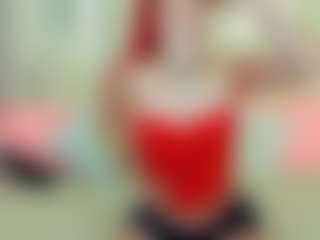 Live cam show with BrandyBloomm - Pegging on livesexfox.com
