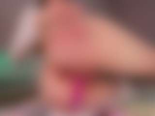 LinaLive's Live Sex Cam Show