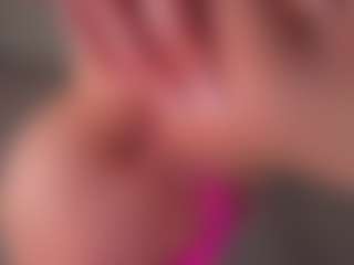 LinaLive's Live Sex Cam Show