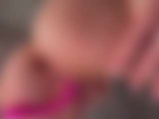 LinaLive's Live Sex Cam Show