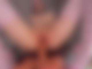 LinaLive's Live Sex Cam Show