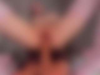 LinaLive's Live Sex Cam Show