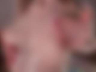 LinaLive's Live Sex Cam Show
