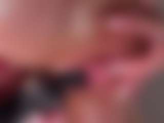 LinaLive's Live Sex Cam Show