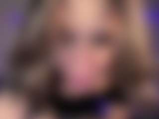 Live cam show with Olivia - College Teen (18+) on AdultVida.com