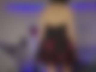 Live cam show with Olivia - Skinny on TottyGirls