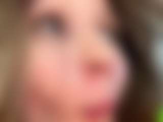 Live cam show with Adele-Vibe - Solo on live18s.com