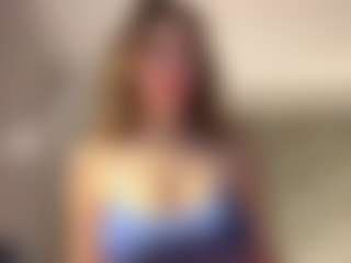 Live cam show with Adele-Vibe - Red Hair on Milfs Live