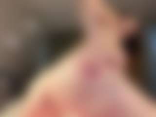 Adele-Vibe's Live Sex Cam Show