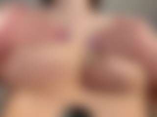 Adele-Vibe's Live Sex Cam Show