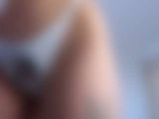 Live cam show with Adele-Vibe - Solo on testsause.com