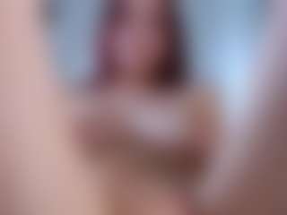 Live cam show with Adele-Vibe - Red Hair Cum on livesuperchat.net