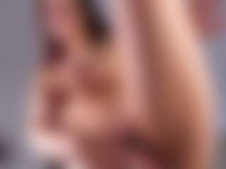 Live cam show with Adele-Vibe - Drinking on Camsoda