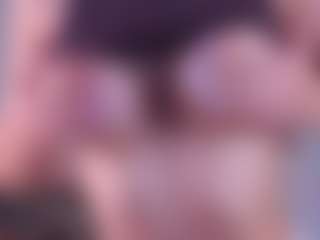 Live cam show with Adele-Vibe - Red Hair on Camsoda