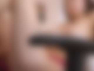 Adele-Vibe's Live Sex Cam Show