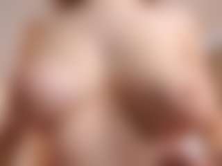 Live cam show with Adele-Vibe - Spank Red Hair on Camsoda