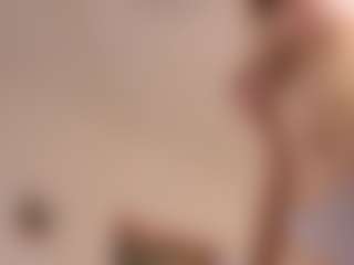 Live cam show with Adele-Vibe - Athletic Young Adult on alttransgirls