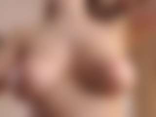 Live cam show with Adele-Vibe - Green Eyes on LiveSexCams6