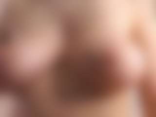 Live cam show with Adele-Vibe - Normal on UwU Esports