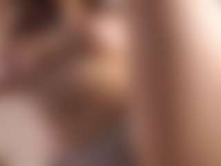 Live cam show with Adele-Vibe - Hairy Pussy Teen (18+) on camtv