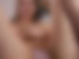 Live cam show with Adele-Vibe - Full Nudity on Hubzter Live