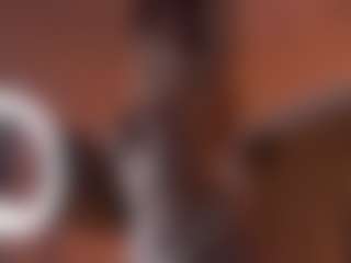 Live cam show with Adele-Vibe - Athletic on CamClone