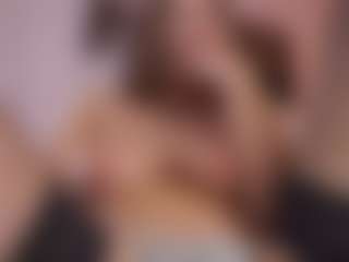 Live cam show with Adele-Vibe - Striptease Teen (18+) on sexylive.show
