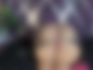 Live cam show with Arielasm - Curvy on livesuperchat.net