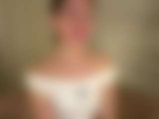 Live cam show with MariamFares - Green Eyes on Camsoda