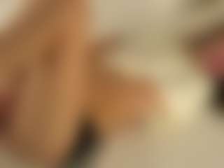 MariamFares's Live Sex Cam Show