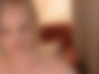Live cam show with SandraKind - Middle Aged on livesuperchat.net