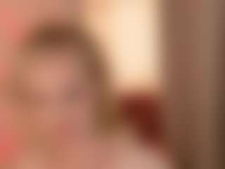 Live cam show with SandraKind - Middle Aged on livesuperchat.net