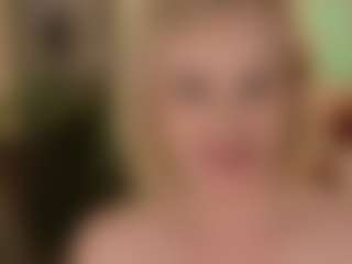 SandraKind's Live Sex Cam Show