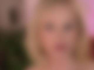 SandraKind's Live Sex Cam Show