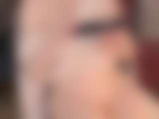 SandraKind's Live Sex Cam Show