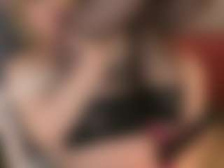 SandraKind's Live Sex Cam Show