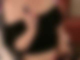 Live cam show with SandraKind - Skinny MILF on liverealitysex.com